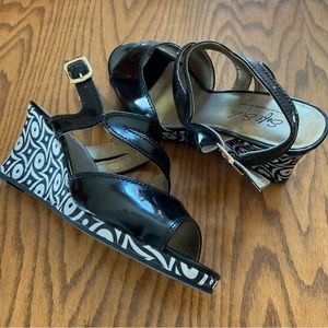 Soft Style a Hush Puppies Co, Black Patent Wedge Sandal, Women’s Sz 7.5M